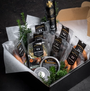 Kinkekast "külluslik jõululaud" -4,25kg Matsimoka kvaliteetlihatooteid. (vajab säilitamist külmkapis)