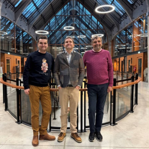 Mõnikord sünnib kasv just siis, kui oled valmis alla andma. 

🎙️ Äripäeva raadios räägime loost, kus projekt, mis tekitas algselt rohkem küsimusi kui vastuseid, osutus kogu ettevõtte jaoks pöördeliseks hetkeks. Otsus pani aluse Matsimoka tänasele kasvule ja muutis kogu ärimudelit. 

See on lugu julgusest katsetada, vastutusest otsustada ja usust oma toodangusse ka siis, kui kõik ei lähe plaanitult. 

👉 Kuula saadet “Võitjate põlvkonnad” ja loe artiklit siit: 

https://www.aripaev.ee/saated/2026/01/13/matsimoka-viis-kasvule-projekt-mis-algselt-ei-toiminud-see-oli-ajalooline-hetk?fbclid=IwZnRzaAPUO49leHRuA2FlbQIxMQBzcnRjBmFwcF9pZAo2NjI4NTY4Mzc5AAEeReOIhpjm_8vmbtABnq7xoNVWKL_362XGcjLaf8QukwHtIN58hKuVN3Xpmzc_aem_Cbi_hmIO-KibG14WnwvlAA